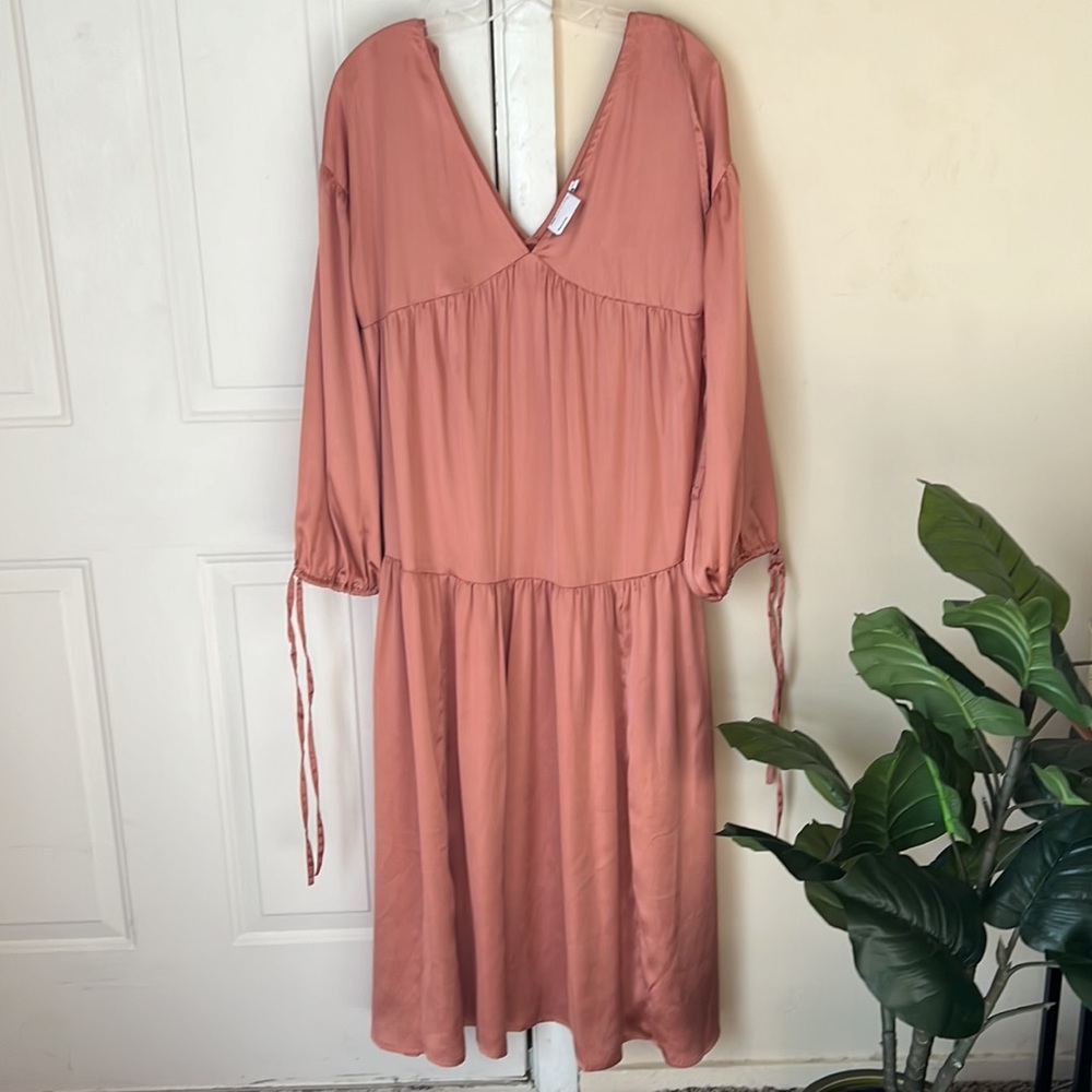 ASOS DESIGN satin tiered trapeze midi smock dress in dusky pink
 Size 4 NWOT. - Picture 2 of 11